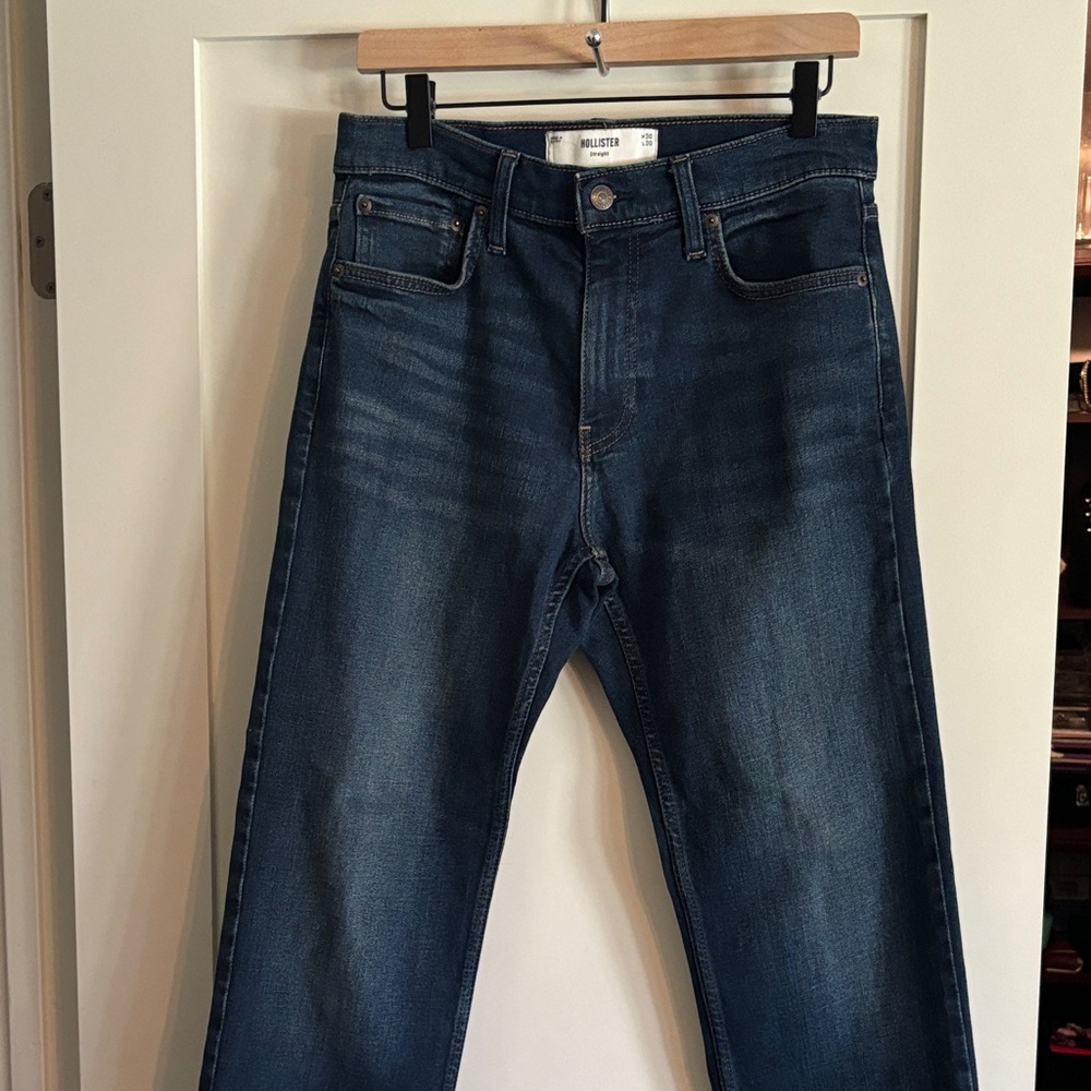 Hollister Men’s Classic Straight Dark Indigo Jeans